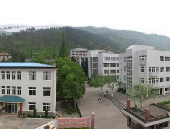 桐庐县毕浦中学