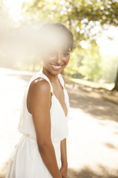  p>卡特琳娜·格兰厄姆(kat graham)1989年9月5日出生于瑞士日内瓦