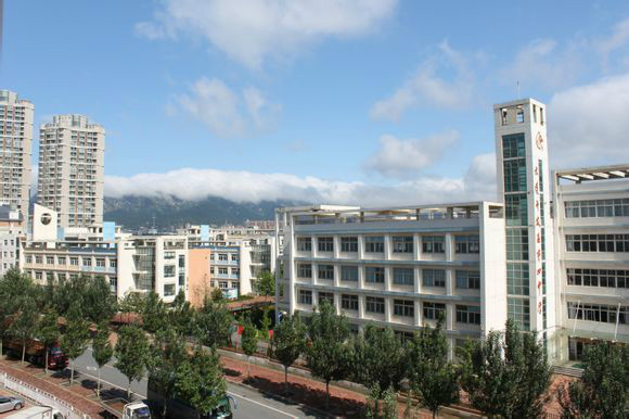 大连开发区四中