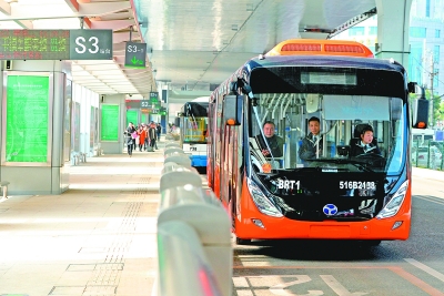  p>武汉快速公交(wuhan bus rapid transit),简称武汉brt ,是服务于