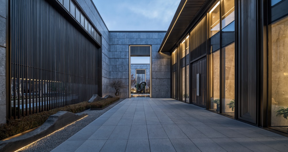  p>沈阳龙湖·云峰原著,择址沈阳城市新中心——新市府板块,园区内