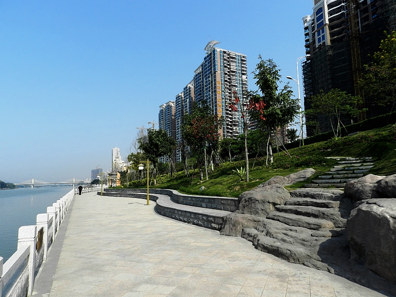  p>漳州市江滨公园位于 a href="#" data-lemmaid="12668281">九龙江