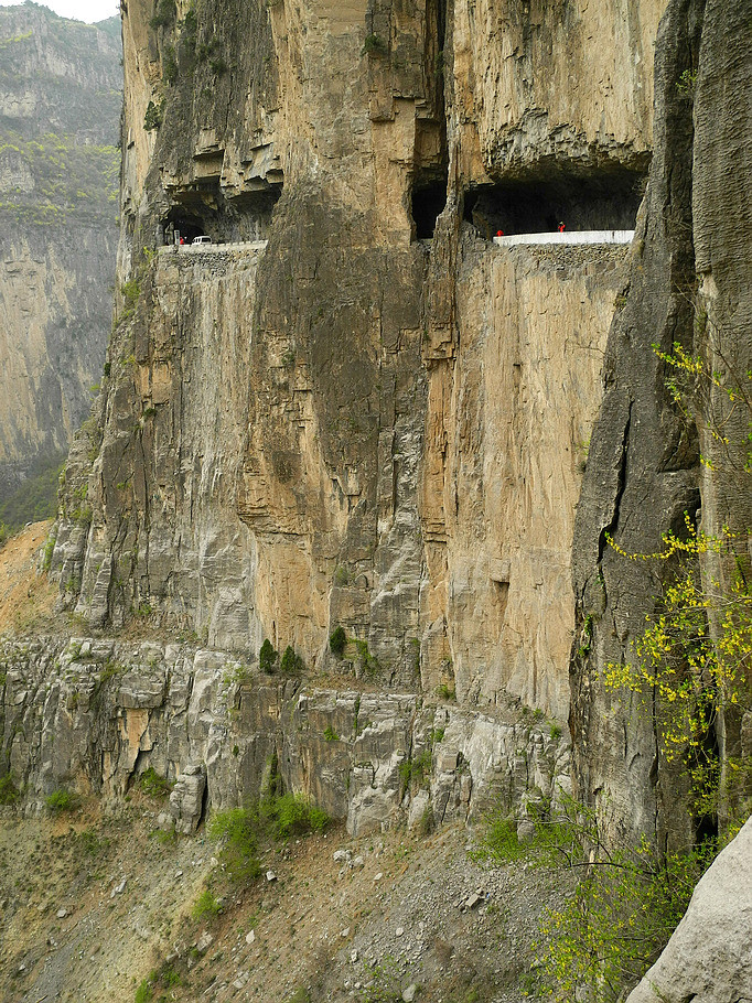 太行山崖壁公路