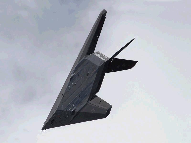 117a攻击机(英文:f-117a attack aircraft,代号:nighthawk,译文:夜 