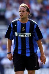  p>安迪·范德梅德(andy van der meyde),1979年9月30日出生于荷兰