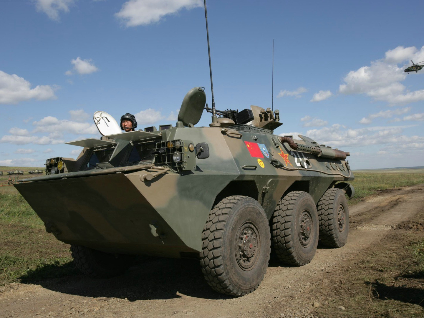 ptl-02轮式突击炮