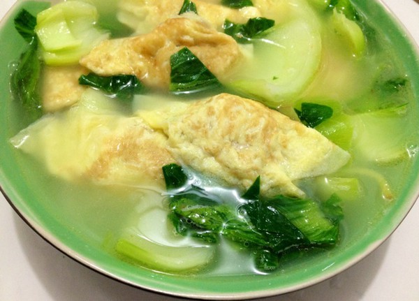 青菜烩蛋饺