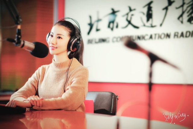 李莉