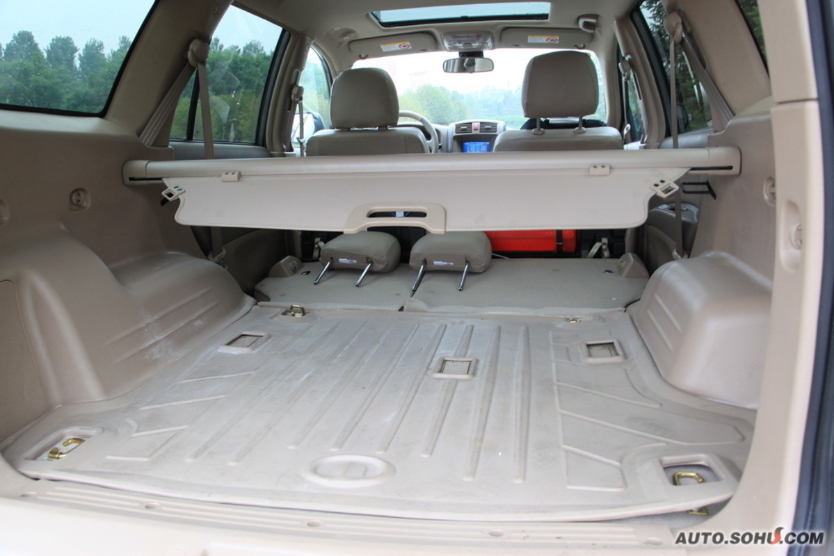 哈弗h3很好的继承了suv车型空间大,越野能力强的特点,同时将舒适性更