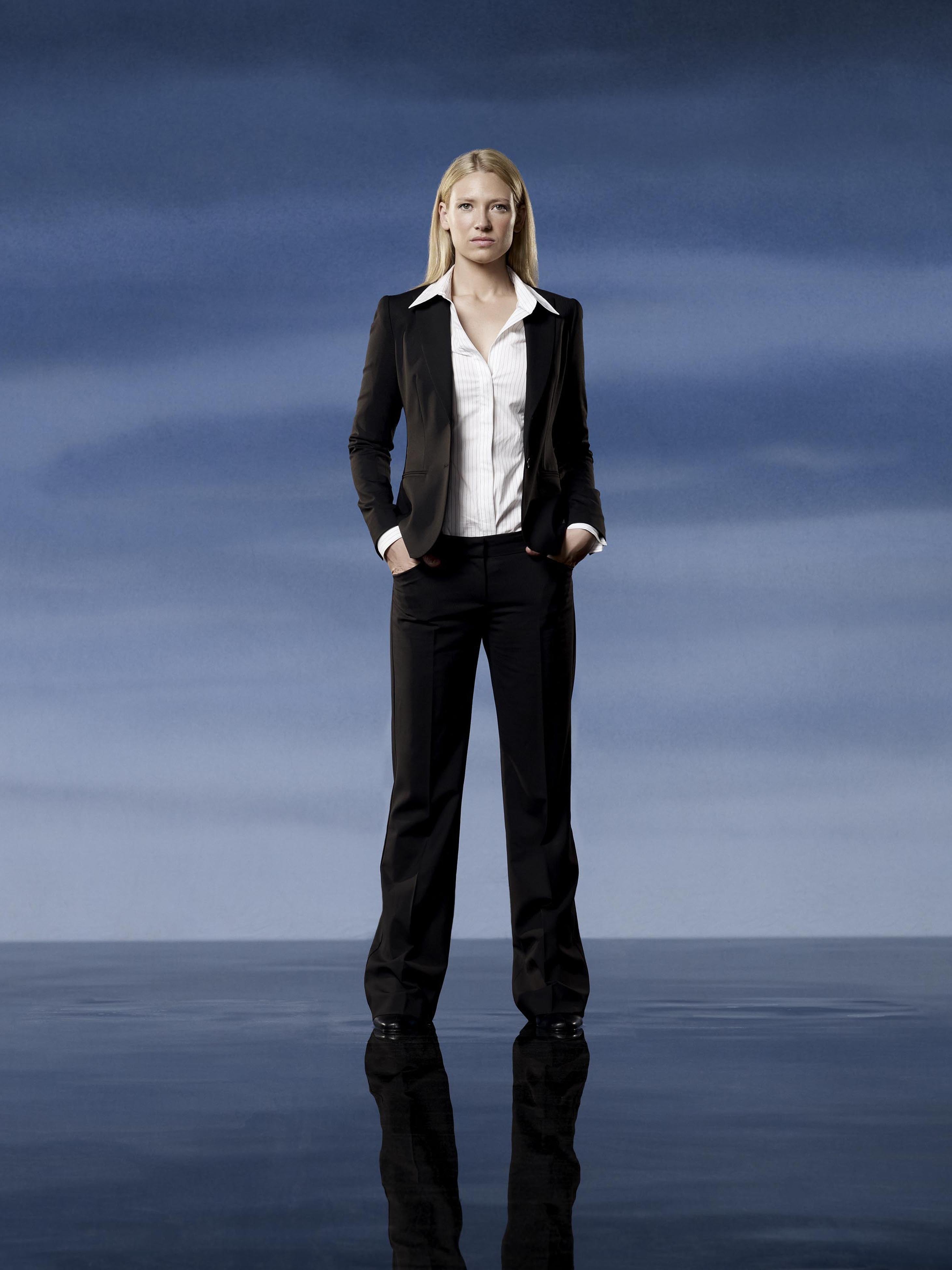  p data-id="gnx6jnrswb">安娜·托芙 i>(anna torv) /i>,1979年6月7