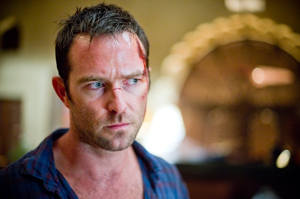 sullivan stapleton