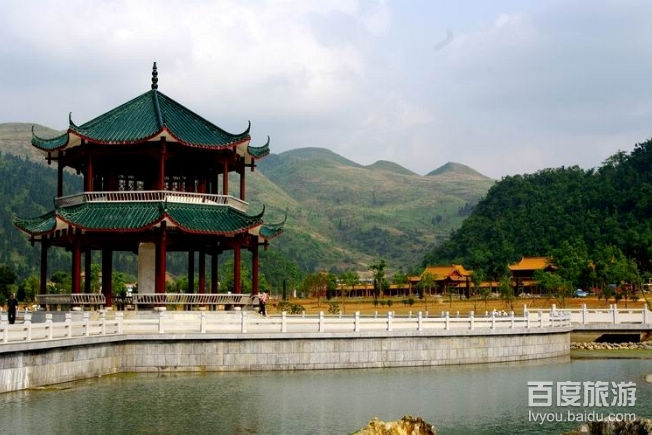 位于九嶷圣地,德孝之源,国家历史文化名城---宁远县城南,属南岭山脉之