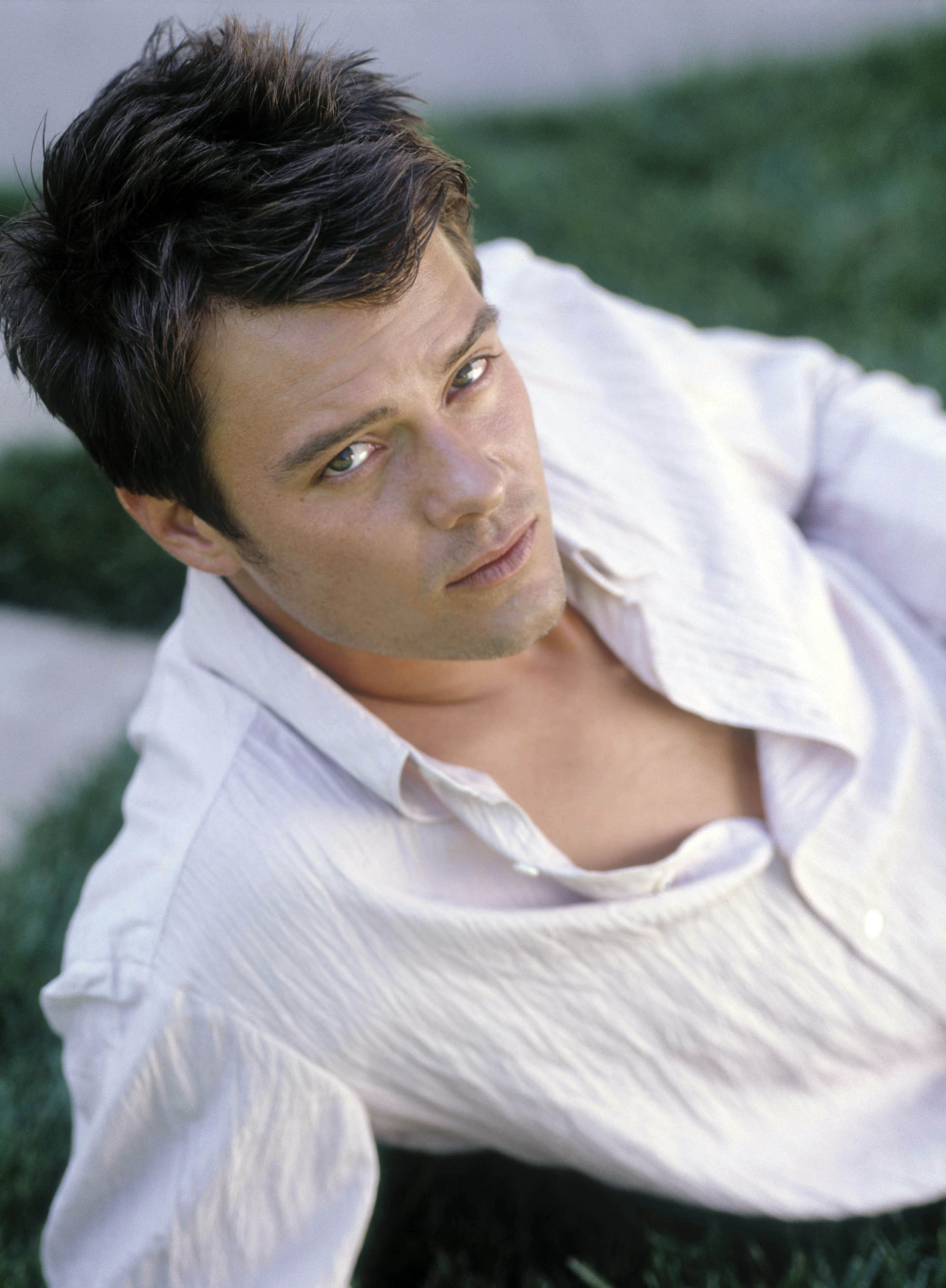  p data-id="gncnpto7fp">乔什·杜哈明 i>(josh duhamel) /i>,全名