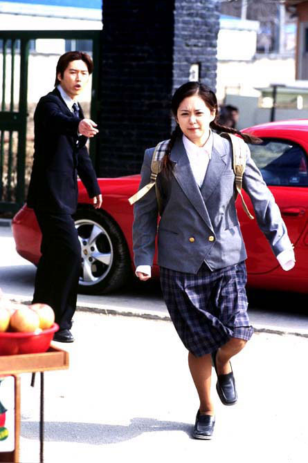  p>《明朗少女成功记》是韩国2002年出品的电视剧,由 a href="#" data