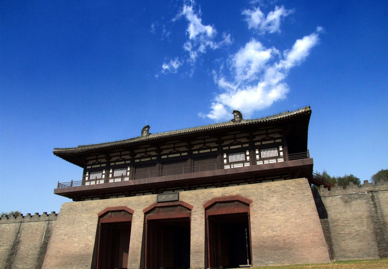  p>涿州影视城,位于河北省保定市涿州市码头镇,是以影视拍摄和制作