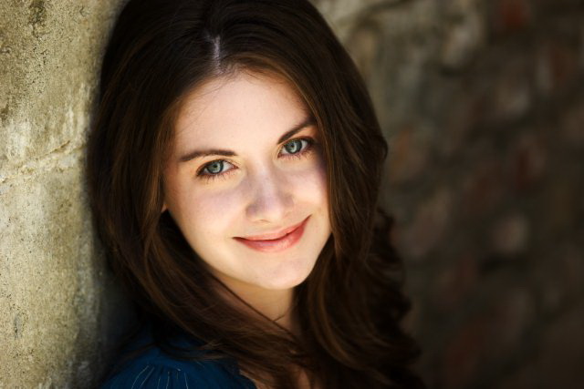  p>爱丽森·布里(alison brie),1982年12月29日出生于美国加州帕萨