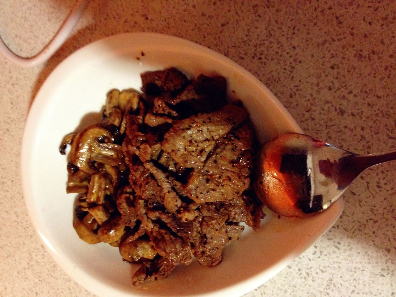 家庭煎牛肉的腌制方法 家常煎牛肉怎么腌制方法 - 杰斯百科知识