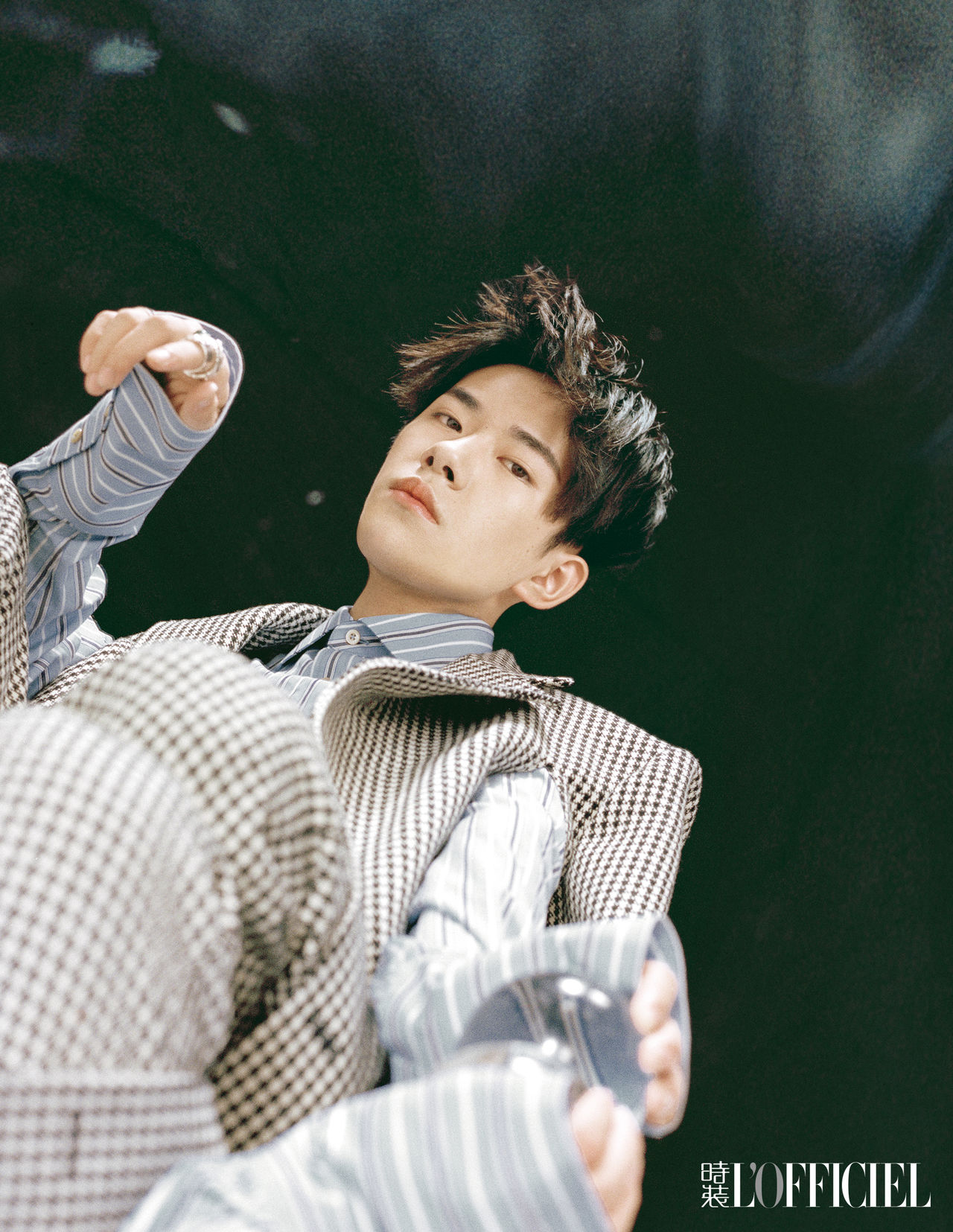  p>易烊千玺,2000年11月28日生于湖南怀化,中国内地男演员,歌手,舞者