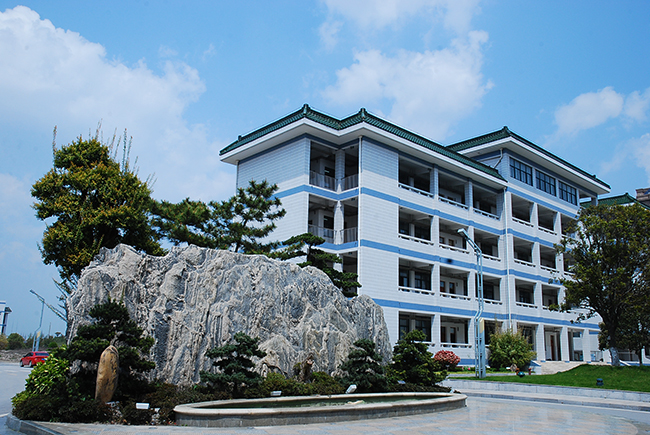 江苏海安高级中学