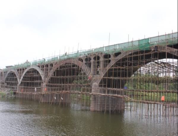  p data-id="gnb3fs66h6">腹拱(spandrel arch)对于空腹式拱上建筑,腹