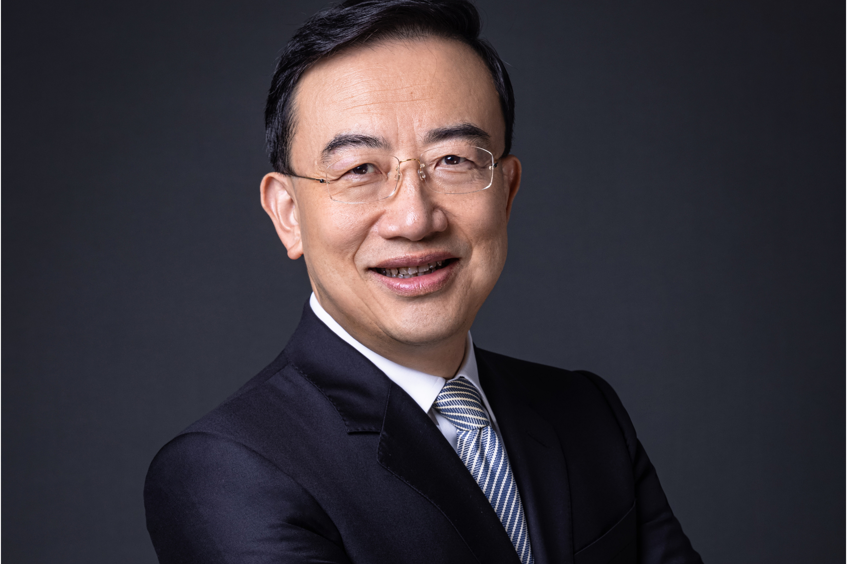 王昀