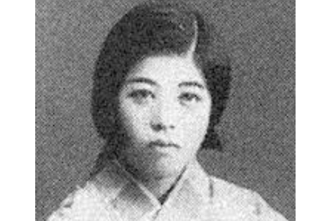  p data-id="txs5nant2a5o">小山初代(1912年3