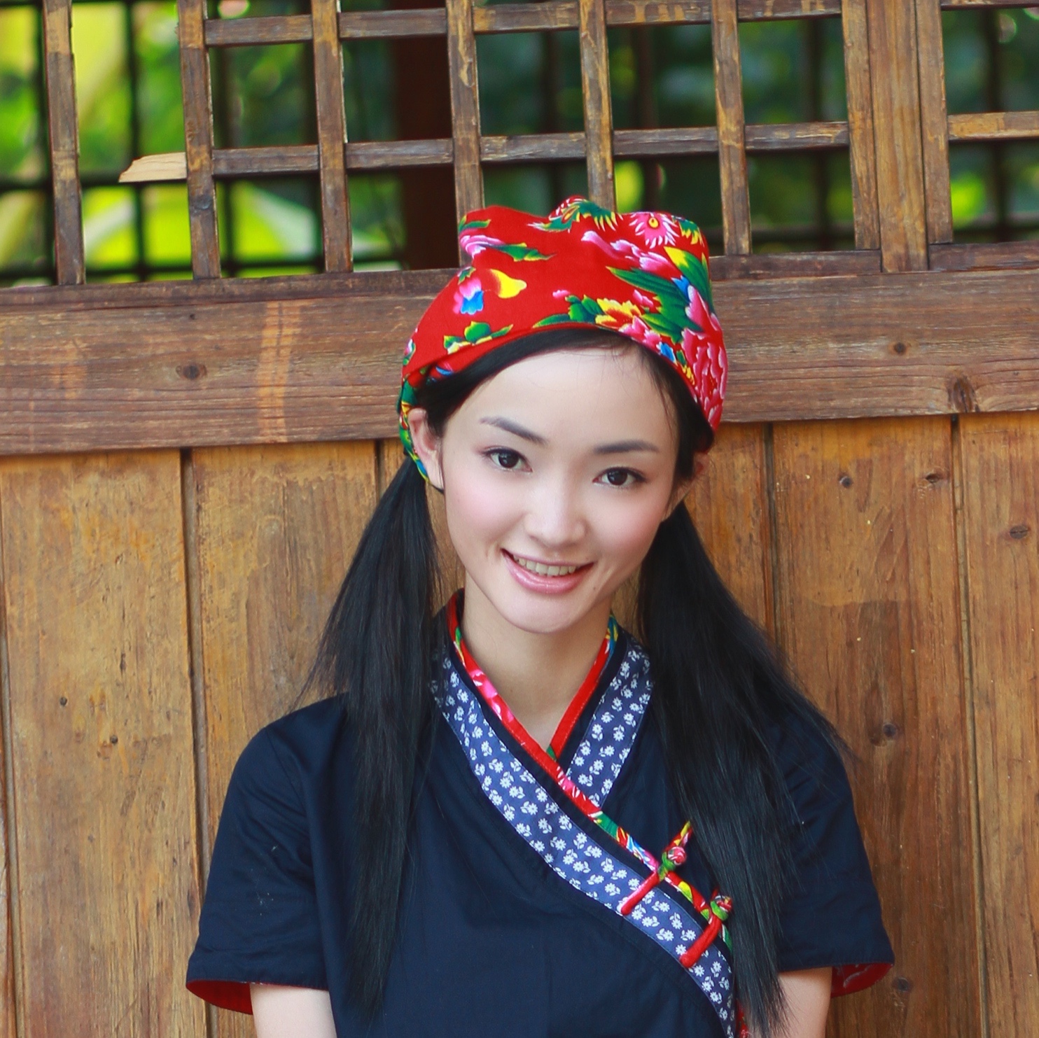 hca">钟彩媚,歌手,演员,运动达人,一个独立,自律,淳朴,温婉的客家妹子