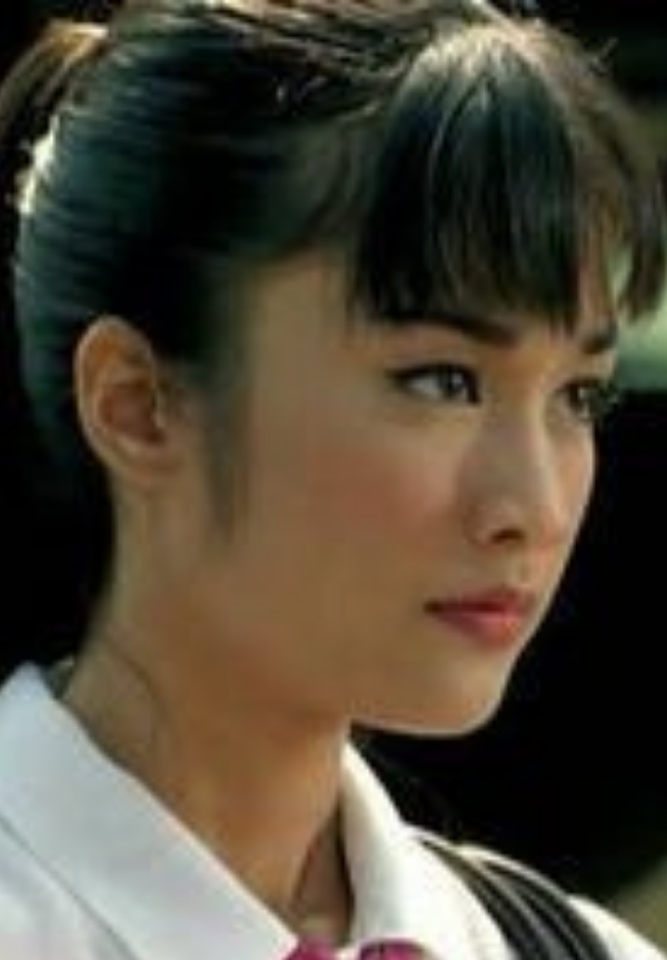 演员,2004年参演电影《 a target="_blank" href="/item/食人狂魔