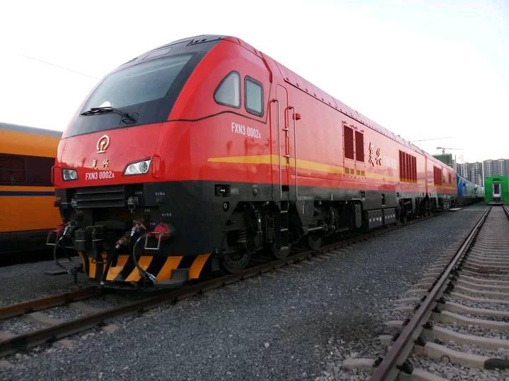 hxn3k快速客运内燃机车