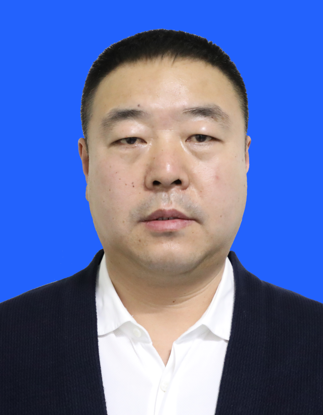 男,汉族, 1974年8月生,黑龙江林甸人,1994年7月参加工作,林甸县职业