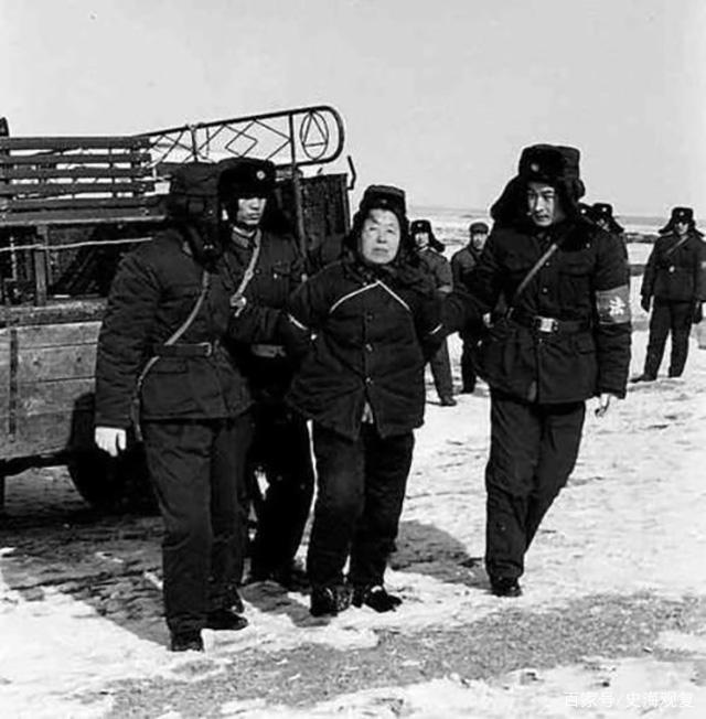  p>王守信,女,汉族,曾任黑龙江省宾县燃料公司经理兼党支部书记.