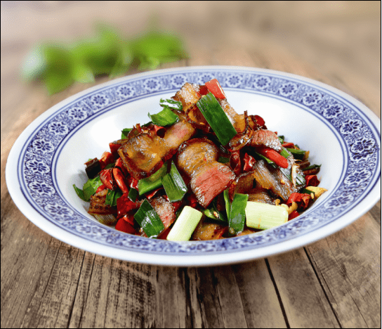 data-id="gn3u2qv8qv">材料 /p> p data-id="gn3u2qv8sj">腊肉,大蒜