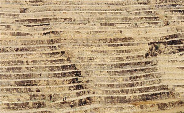  p>黄土高原(loess plateau)位于中国中部偏北部,为中国 a target="