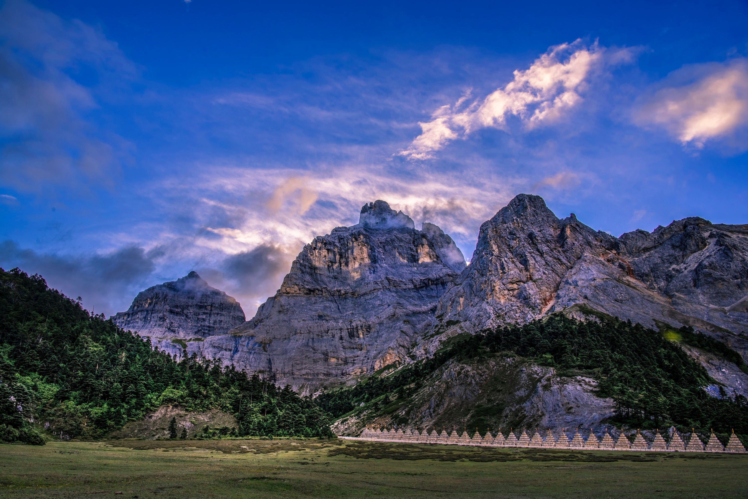 巴拉格宗风景区