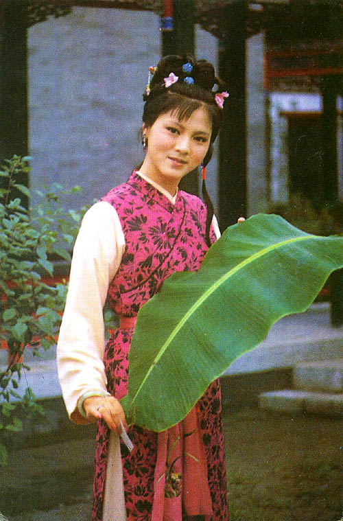  p>袁玫,1964年出生于 a target="_blank" href="/item/安徽省/526353