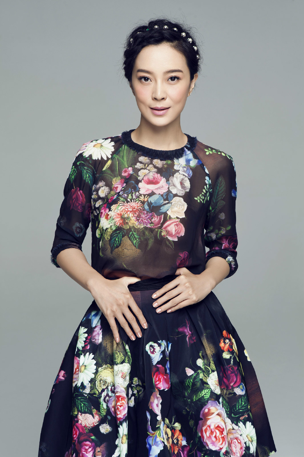  p>苏岩,1974年9月5日生于山东省济南市,中国内地女演员,毕业于 a