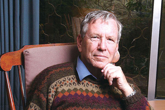  p>阿摩司·奥兹 i>(amos oz /i>,1939年5月4日—2018年12月28日)