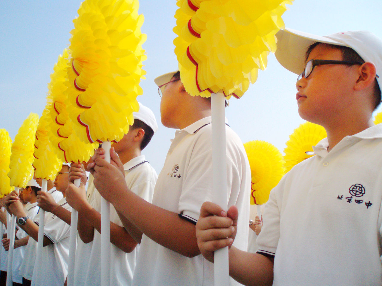  p data-id="gnwpy9l10b">翻花有两种意思,一种是病名,一种是国庆庆祝