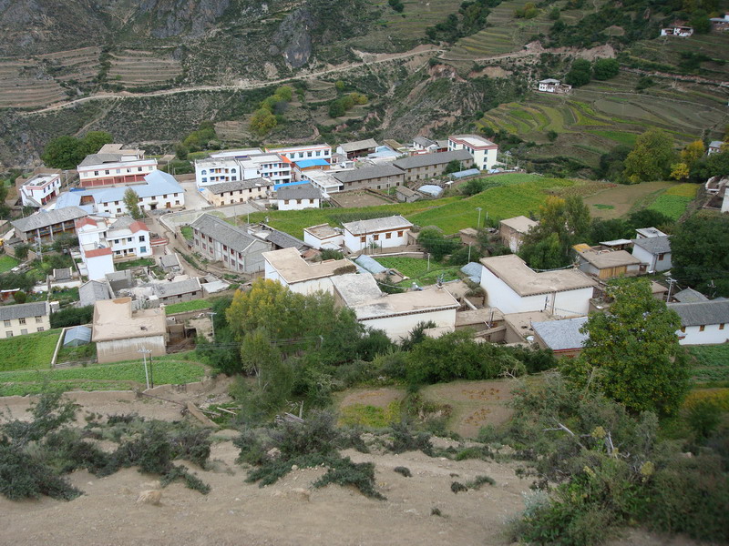 隶属于云南省迪庆藏族自治州 a target="_blank" href="/item/德钦县