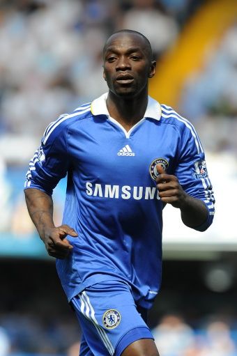  p>克劳德·马克莱莱(claude makélélé),1973年2月18日出生于 a