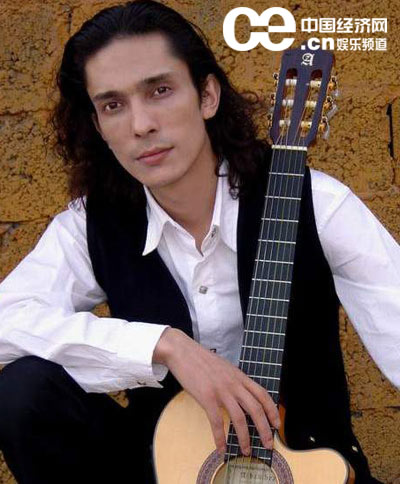  p>《分手》是艾尔肯(西域刀郎)演唱的歌曲. /p>