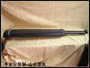  p>"筑"是一种乐器,正确读音[zhù](第四声),击筑"源于《 a target="