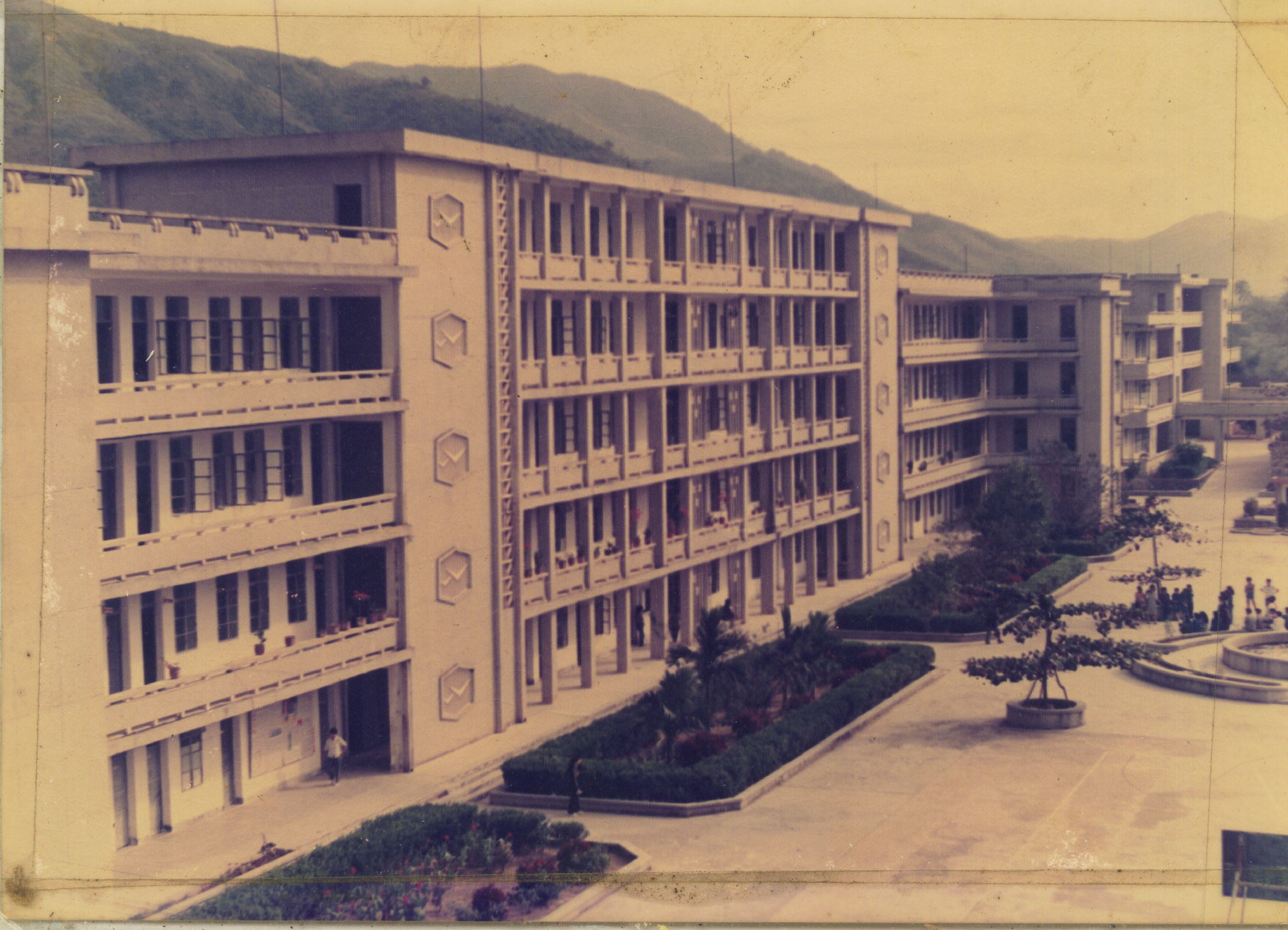 海南省农垦实验中学