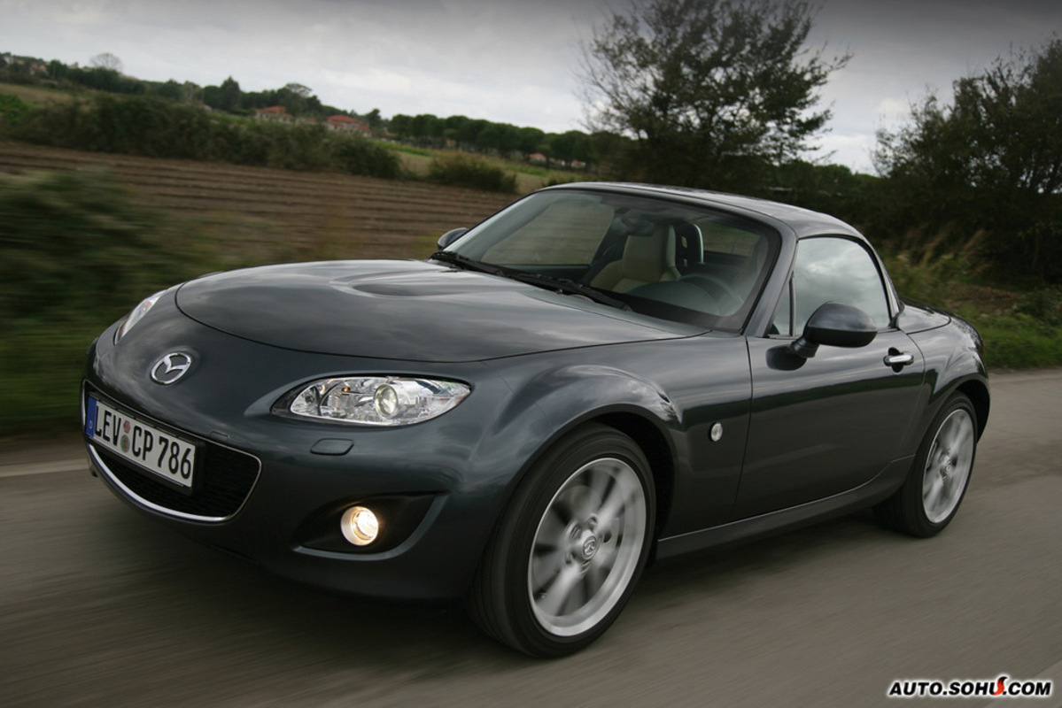 data-lemmaid="1122445">中国 /a>大陆的车型, mazda mx-5 rf在内饰
