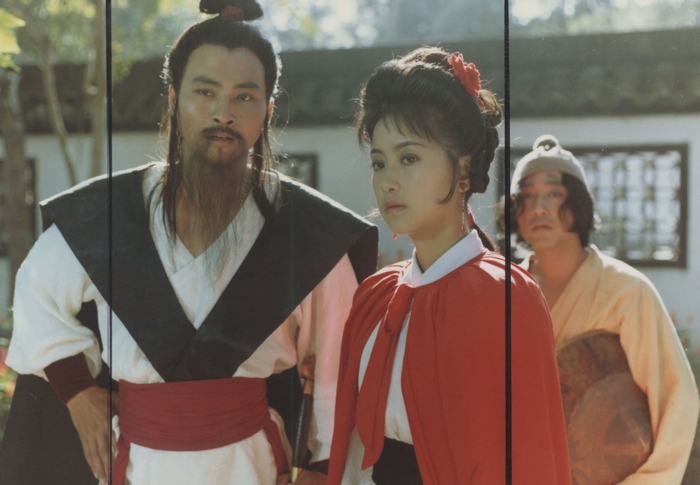  p>《独行客》是徐伟杰执导的电影, a target="_blank" href="/item