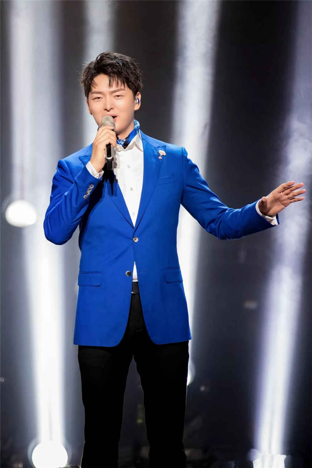 ug80">王凯,1983年2月21日出生于河北省,中国内地男高音歌手,歌剧演员