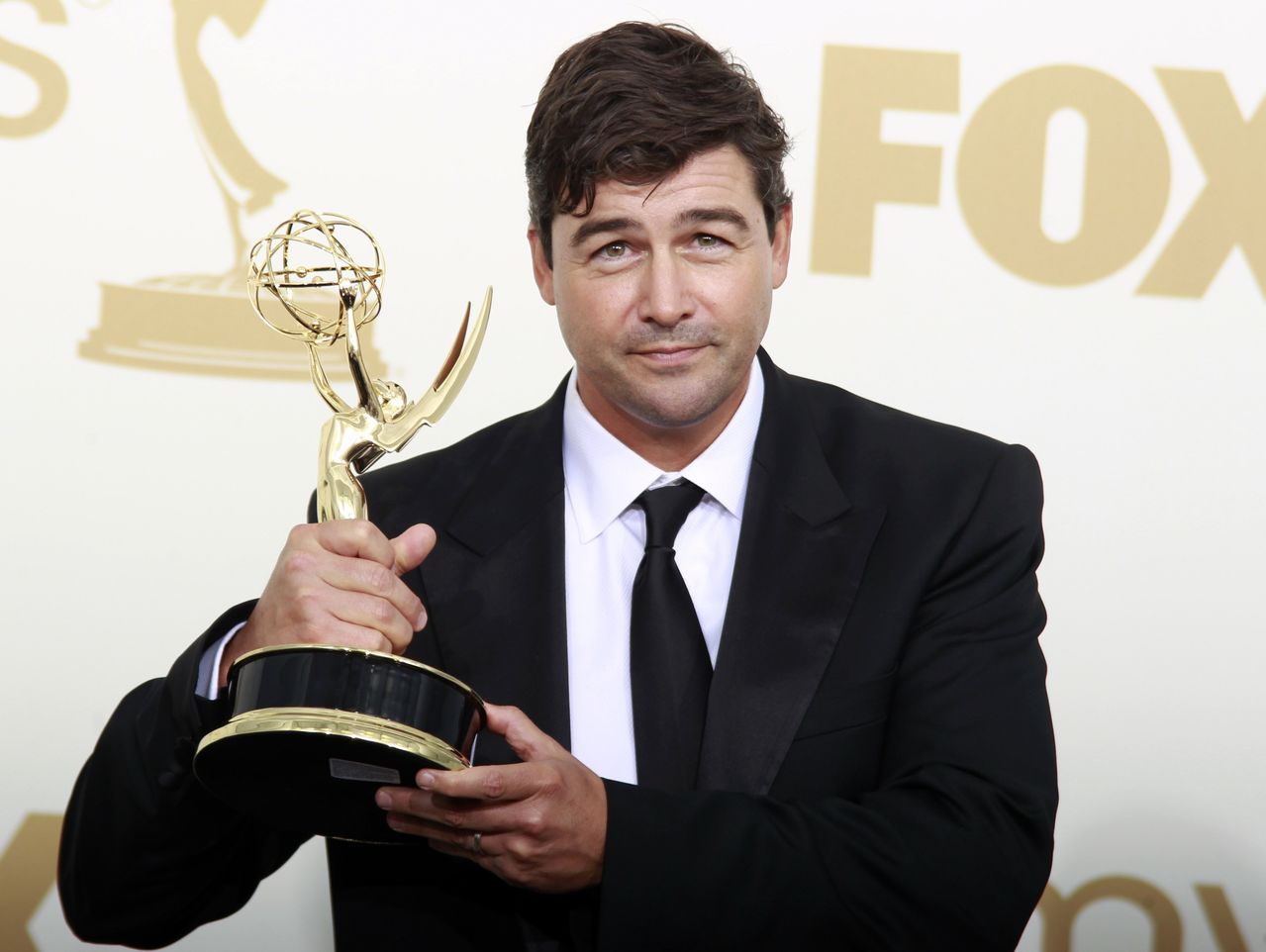  p>凯尔·钱德勒(kyle chandler),1965年9月17日出生在美国 a target=
