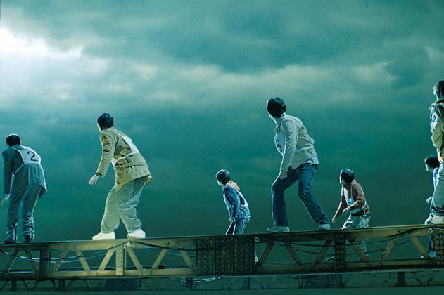  p>《赌博默示录》是日本电视台(ntv)制作,东宝映画发行的130分钟惊悚