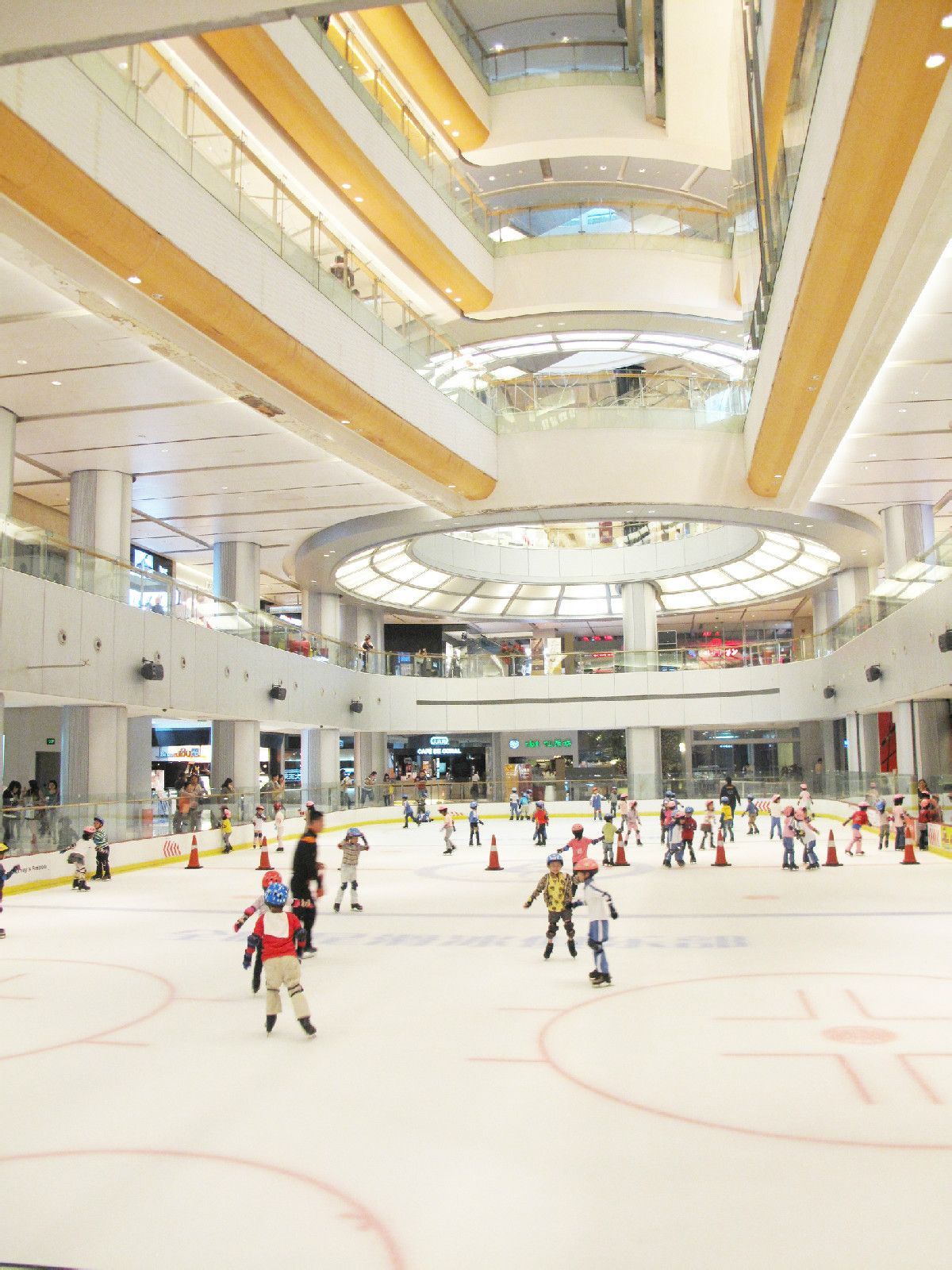 全明星滑冰俱乐部