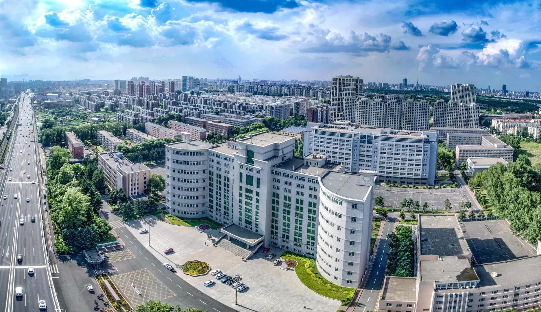  p>长春理工大学(changchun university of science and technology)